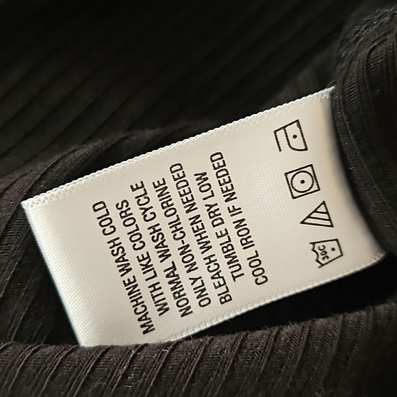 *NWT* Beacon Apparel lllona Collared Ribbed Knit Top - Picture 8 of 11